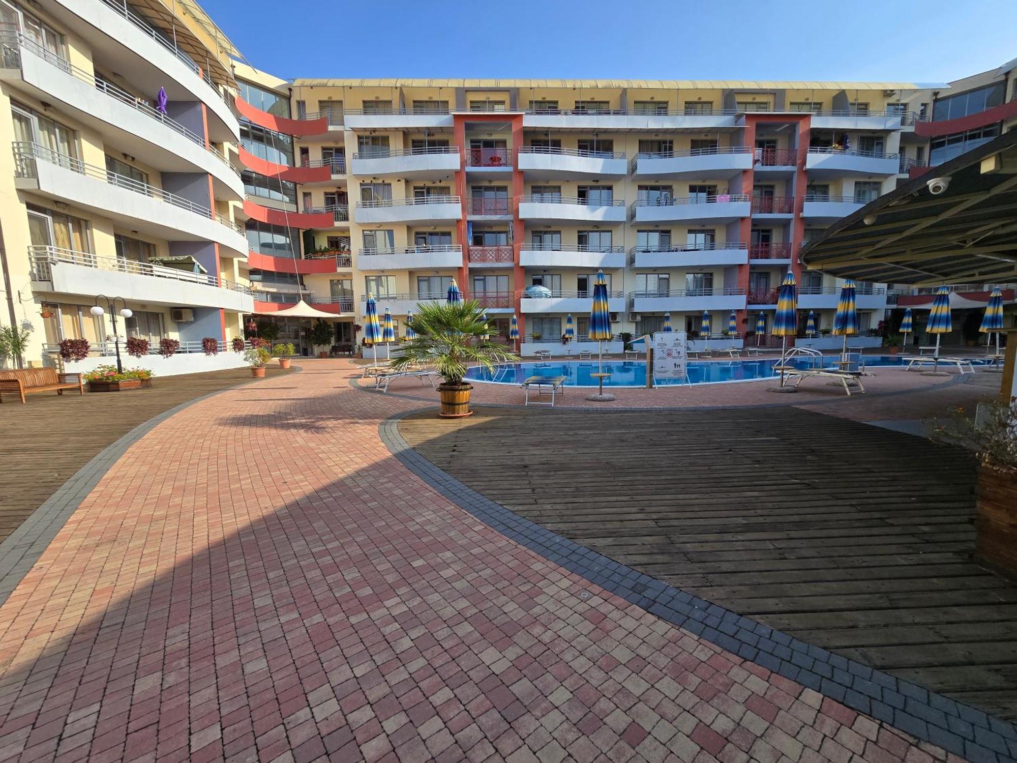 Apartment In Central Plaza Сонячний Берег Екстер'єр фото